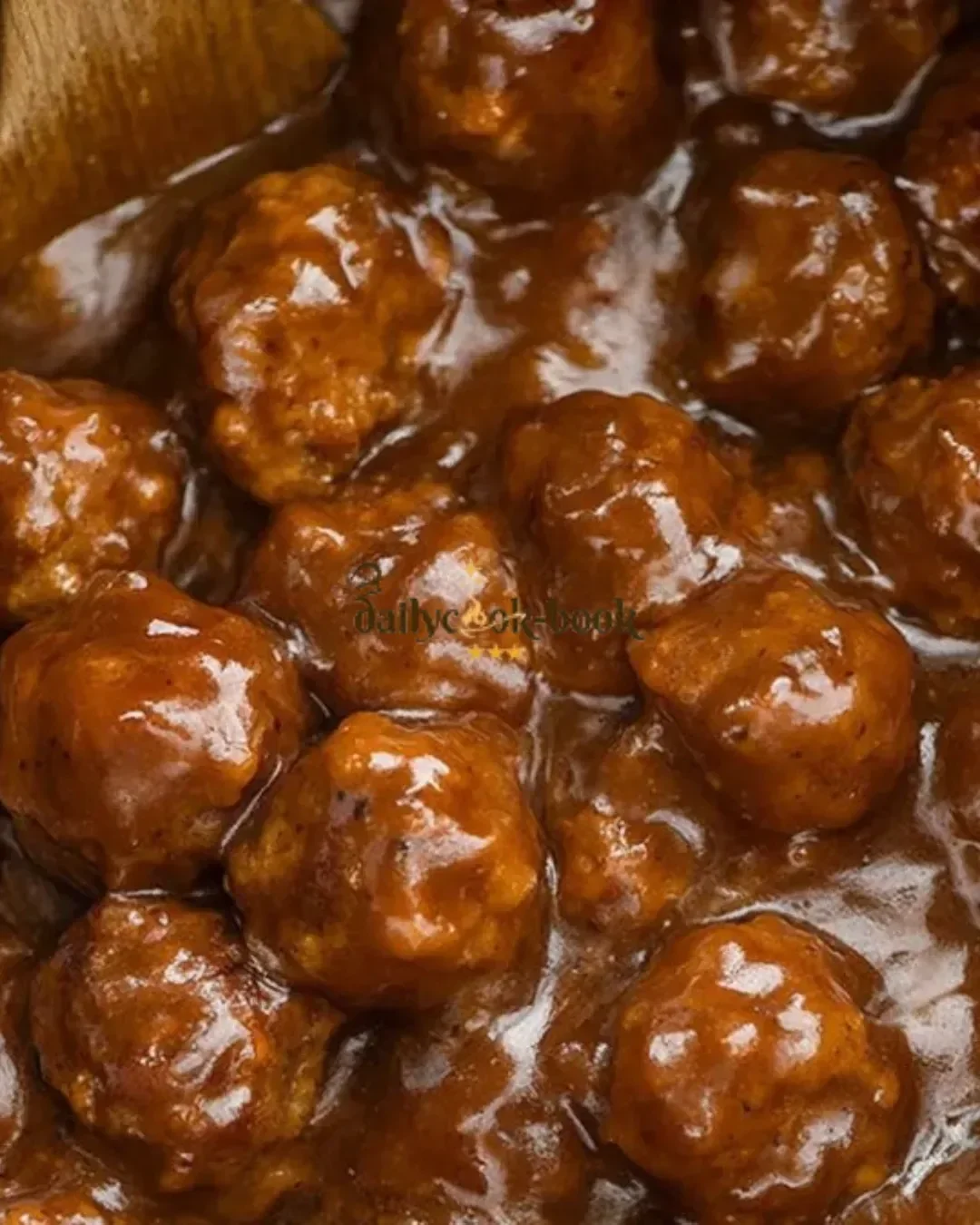Slow Cooker Salisbury Steak Meatballs: Family-Friendly Comfort